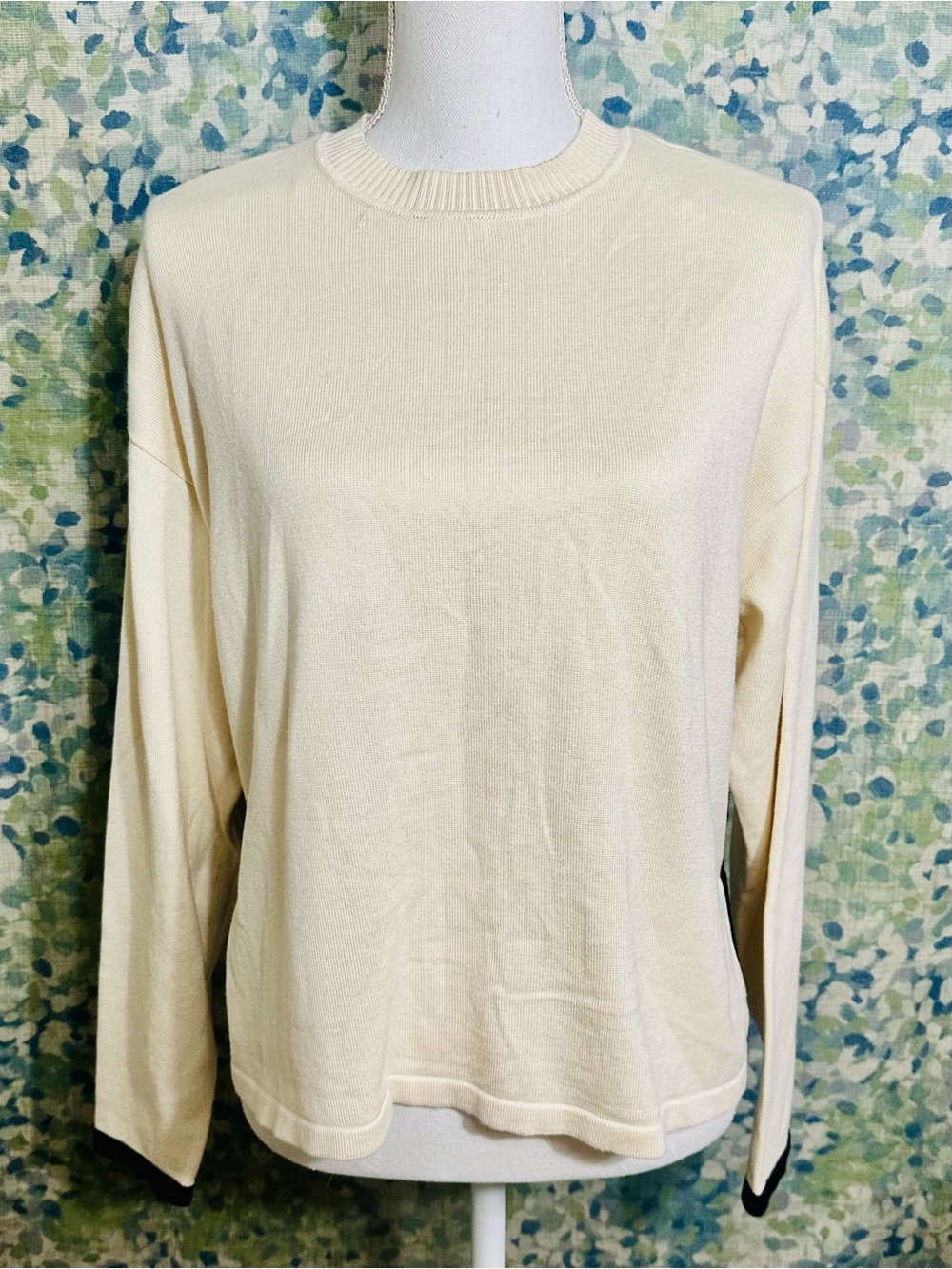 NWT Sincerely Jules Ivory Crewneck Sweater Oversized Soft Knit Pullover Medium